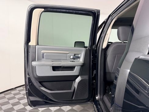 Used 2019 RAM 1500 Classic Warlock w/ Electronics Group image 29