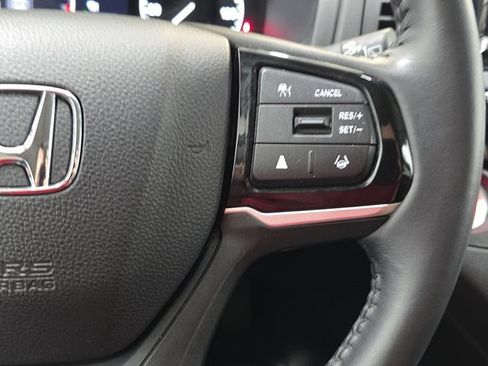 Used 2025 Honda Odyssey EX-L image 17