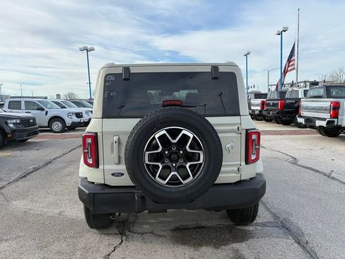 New 2025 Ford Bronco Outer Banks AWD/4WD image 5