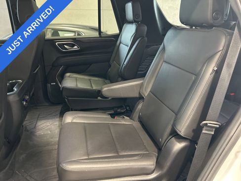 Used 2024 Chevrolet Tahoe Z71 w/ Luxury Package AWD/4WD image 6