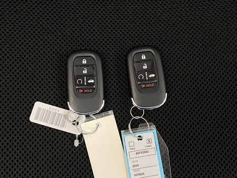 Used 2025 Honda Accord LX image 9