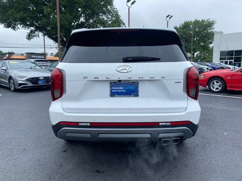 Certified 2025 Hyundai Palisade SEL AWD/4WD image 5