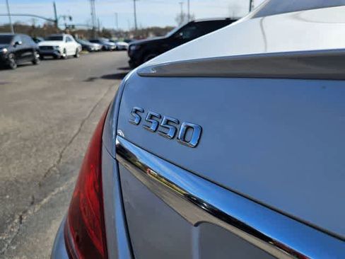 Used 2016 Mercedes-Benz S 550 Sedan image 12