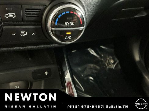 Used 2020 Kia Soul EX FWD image 8