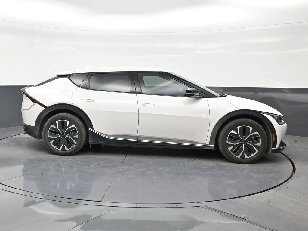 Used 2024 Kia EV6 Light RWD image 6