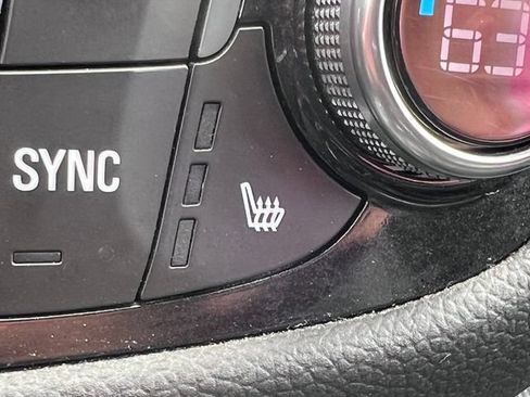 Used 2022 Chevrolet Equinox Premier AWD/4WD image 28