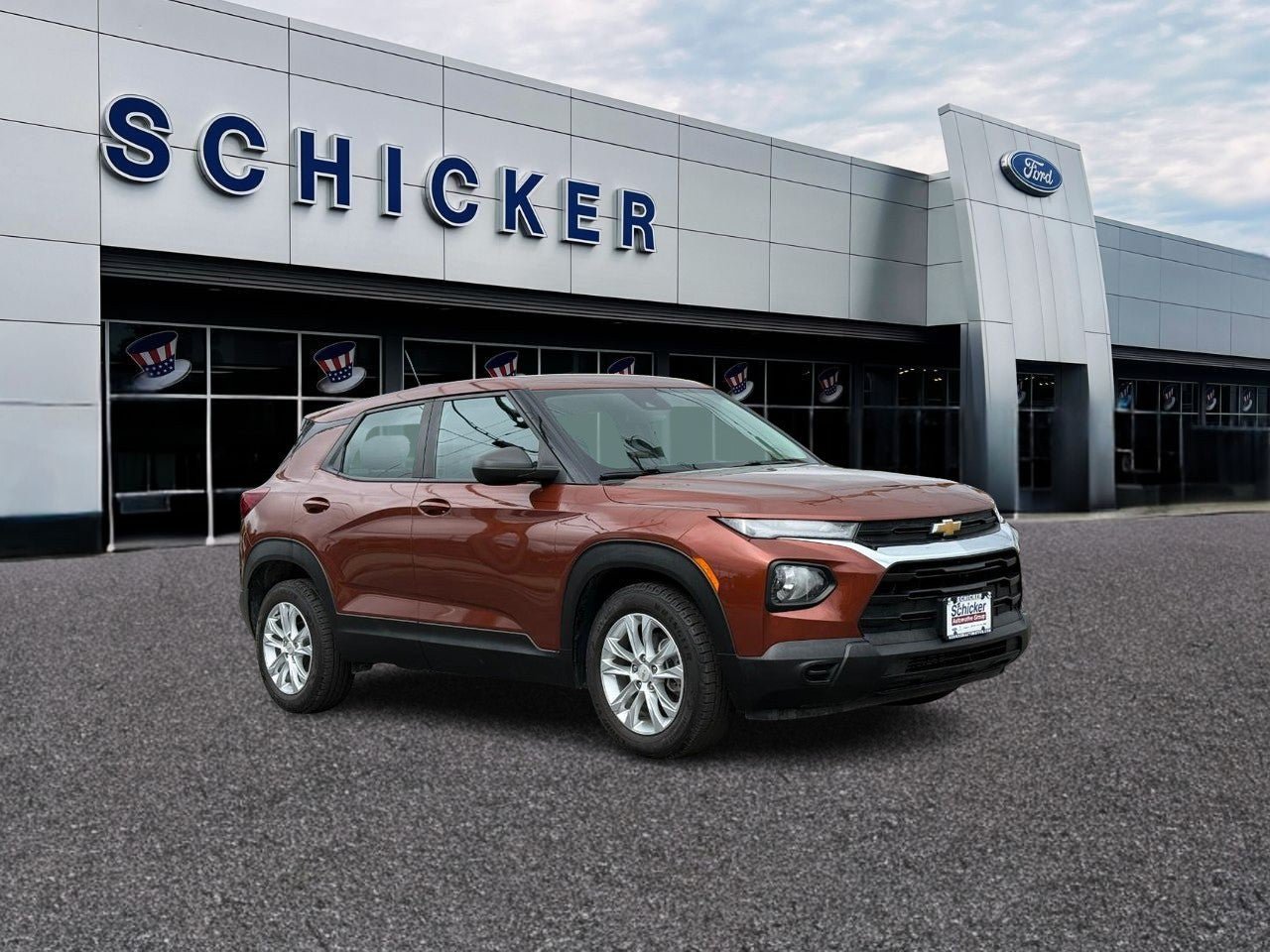 Used 2021 Chevrolet TrailBlazer LS FWD image 1