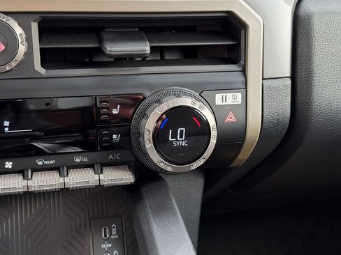 New 2025 Toyota Tacoma TRD Sport w/ TRD Sport Premium Package image 18