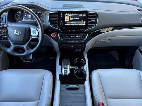 Certified 2020 Honda Pilot Touring image 4