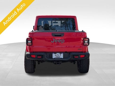 Used 2020 Jeep Gladiator Rubicon AWD/4WD image 4