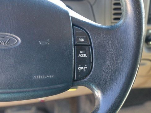 Used 2001 Ford F150 XLT AWD/4WD image 19