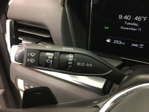 Used 2025 GMC Terrain Elevation AWD/4WD image 29