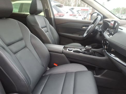 Certified 2023 Nissan Rogue SL w/ SL Premium Package image 25