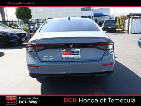 Certified 2025 Honda Accord SE image 6