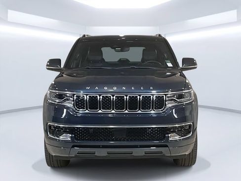 Used 2022 Jeep Wagoneer Series I w/ Premium Group I AWD/4WD image 10