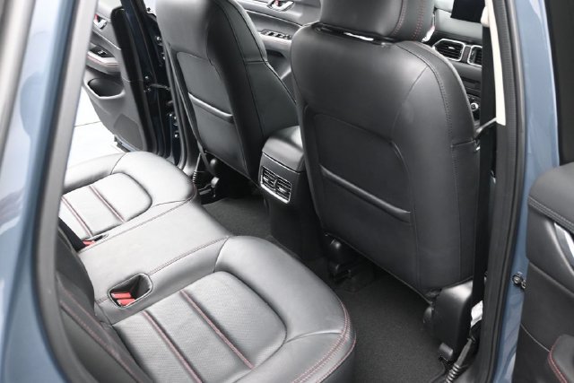 Used 2024 MAZDA CX-5 Carbon Edition AWD/4WD image 17