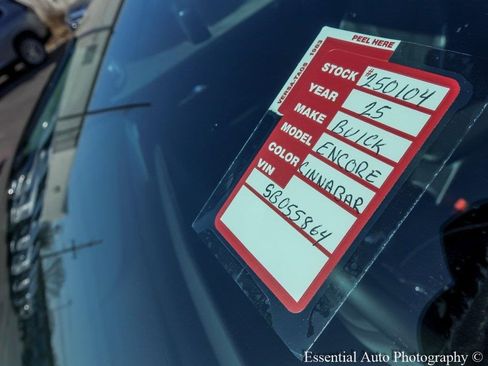 New 2025 Buick Encore GX Avenir w/ Avenir Technology Package image 28