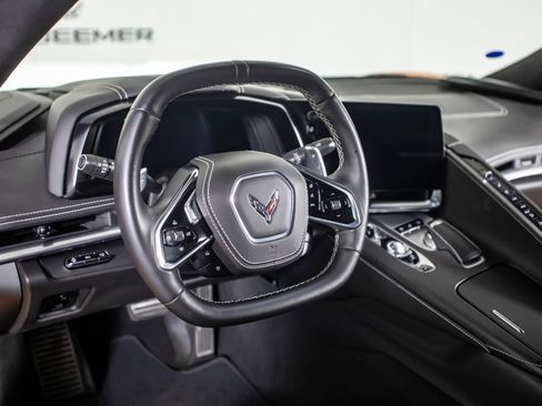 Used 2022 Chevrolet Corvette Stingray Premium Conv w/ Z51 Performance Package RWD image 20