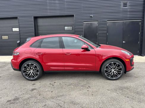 New 2026 Porsche Macan image 11