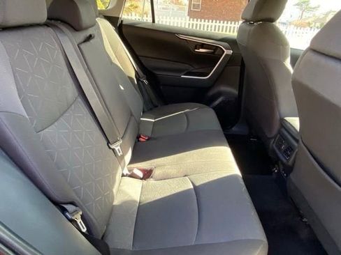 Used 2023 Toyota RAV4 XLE image 21