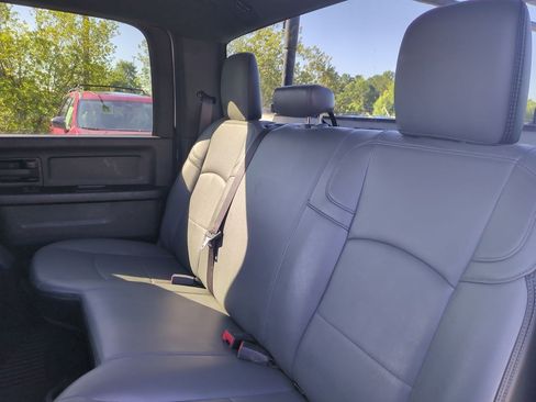 Used 2022 RAM 2500 Tradesman w/ Chrome Appearance Group AWD/4WD image 30
