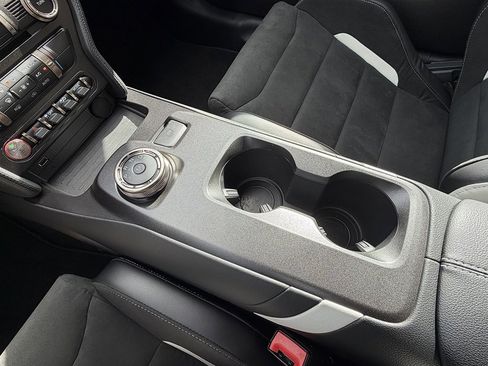 Used 2021 Ford Mustang Shelby GT500 w/ Technology Package image 16