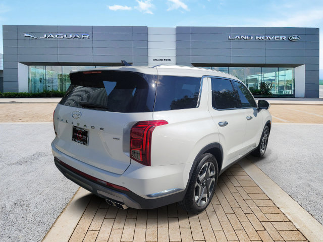 Used 2025 Hyundai Palisade Limited AWD/4WD image 5