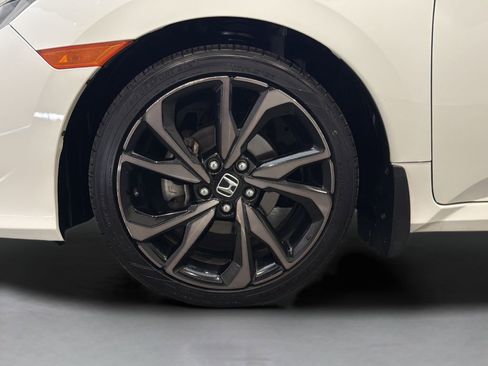 Certified 2020 Honda Civic Sport image 29