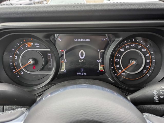 Certified 2026 Jeep Wrangler Unlimited Sahara AWD/4WD image 28