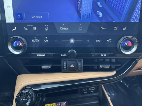 Used 2025 Lexus NX 350h AWD w/ Premium Package image 20