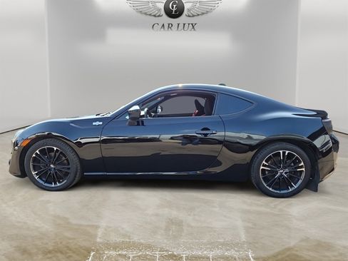 Used 2015 Scion FR-S image 4