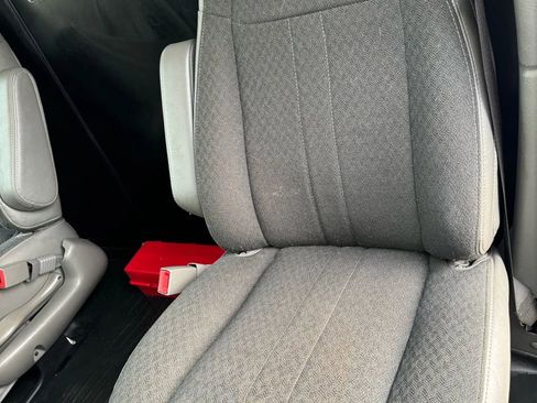 Used 2024 GMC Savana 2500 w/ Driver Convenience Package image 4