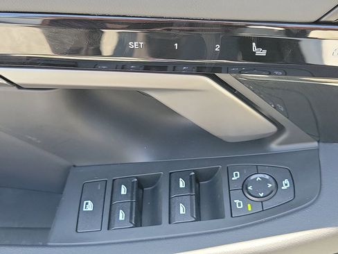 Used 2025 BMW 530i w/ M Sport Package RWD image 20