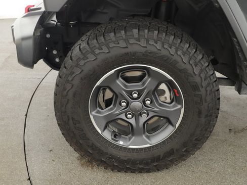 Used 2023 Jeep Gladiator Rubicon w/ Trailer Tow Package image 4