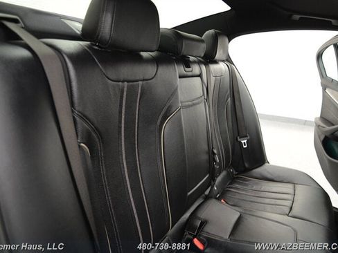 Used 2018 BMW 530e iPerformance image 25