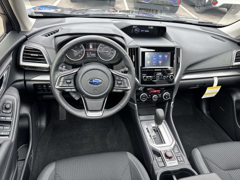 Used 2024 Subaru Forester Premium image 9