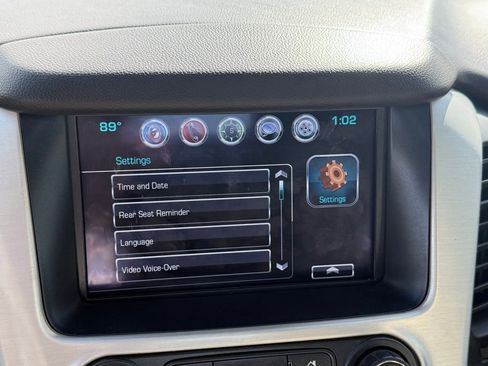 Used 2020 GMC Yukon XL SLT w/ Premium Edition image 23