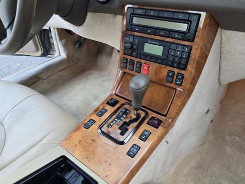 Used 2001 Mercedes-Benz SL 500 image 42