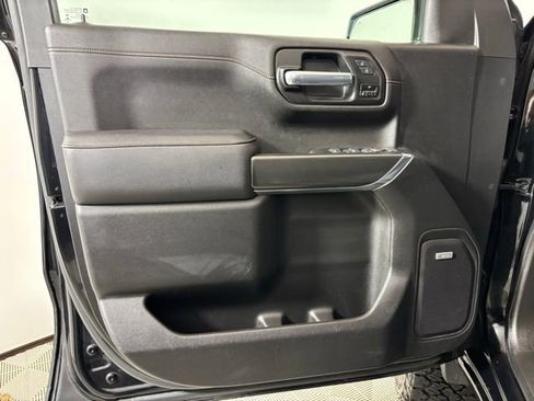 Used 2021 GMC Sierra 1500 AT4 w/ AT4 Premium Package image 10