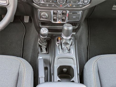 New 2026 Jeep Gladiator Sport image 19