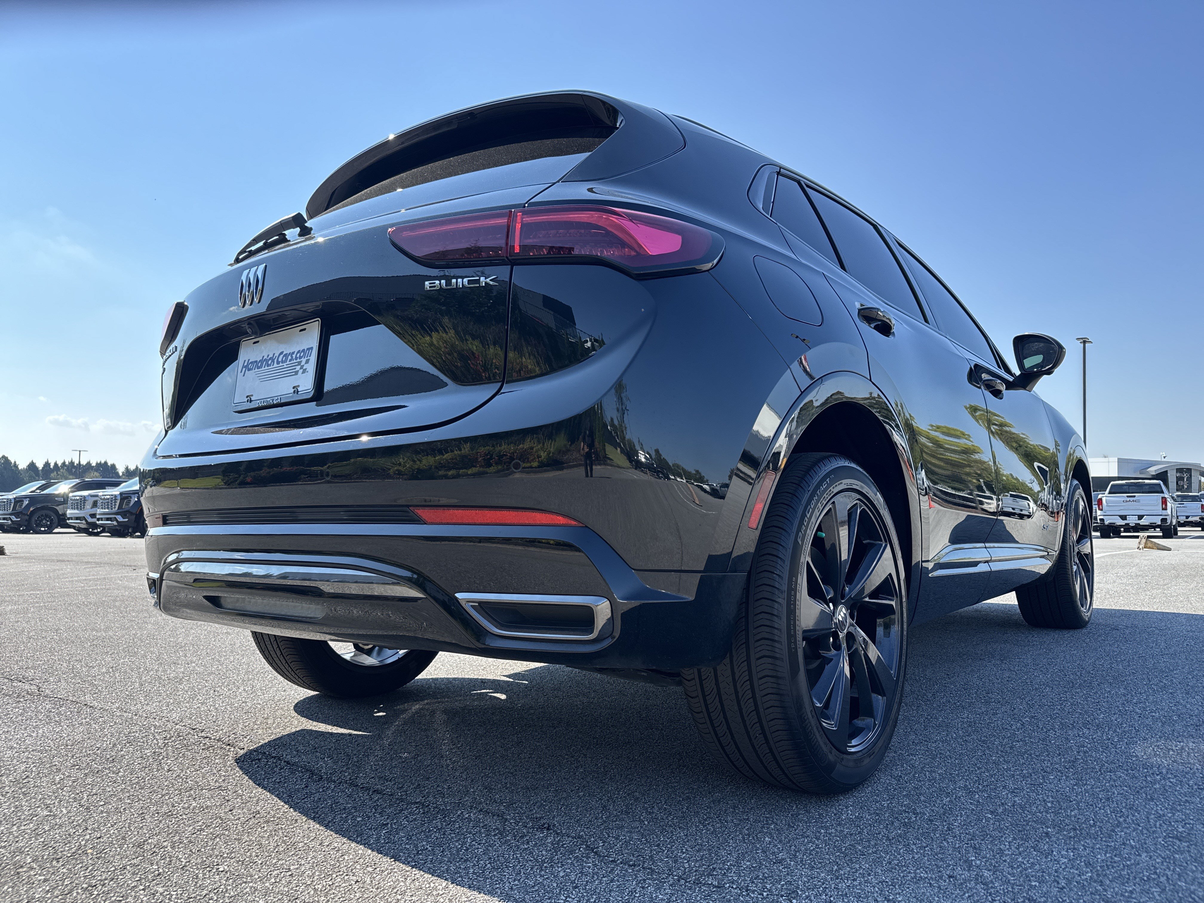 Used 2025 Buick Envision Sport Touring AWD/4WD image 10