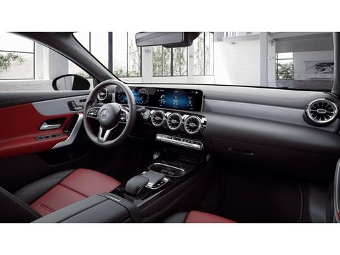 Used 2020 Mercedes-Benz A 220 4MATIC image 6