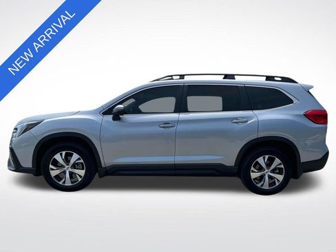 Used 2023 Subaru Ascent Premium w/ Convenience Package AWD/4WD image 6