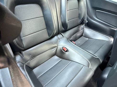 Used 2019 Ford Mustang GT Premium RWD image 16