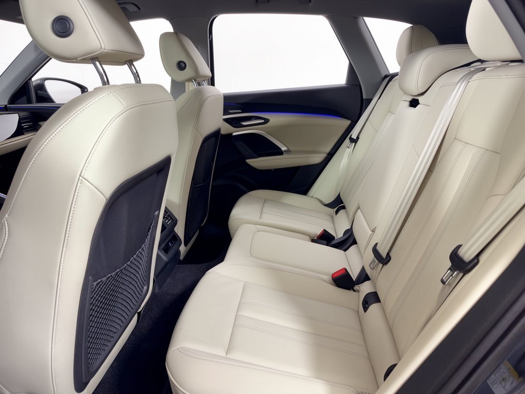 Used 2026 Audi Q5 Premium AWD/4WD image 25