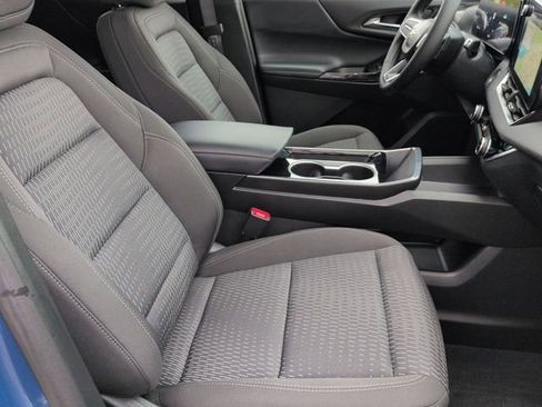 Used 2025 Chevrolet Equinox LT FWD image 28