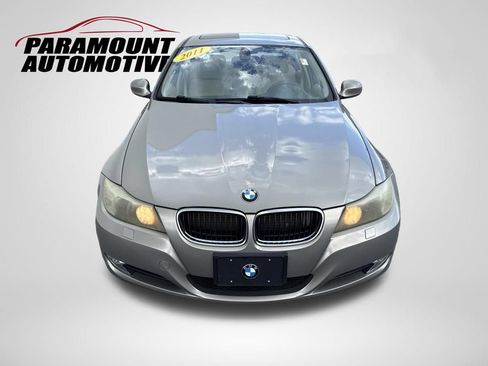 Used 2011 BMW 328i xDrive Sedan AWD/4WD image 2