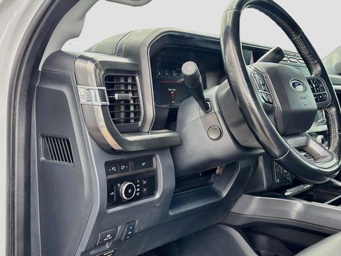 Used 2024 Ford F250 Lariat w/ FX4 Off-Road Package AWD/4WD image 10