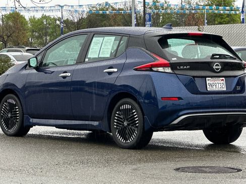 Certified 2024 Nissan Leaf SV Plus image 6