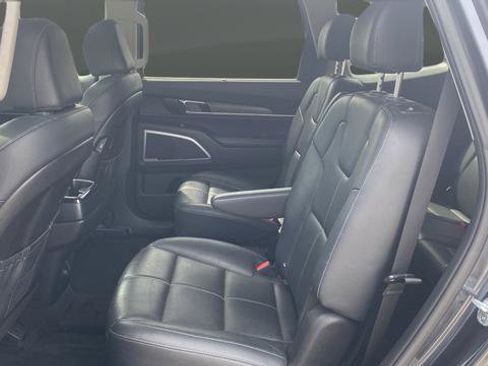Used 2022 Kia Telluride EX w/ EX Premium Package AWD/4WD image 24